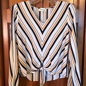 Slit-Sleeved Long Sleeve Top